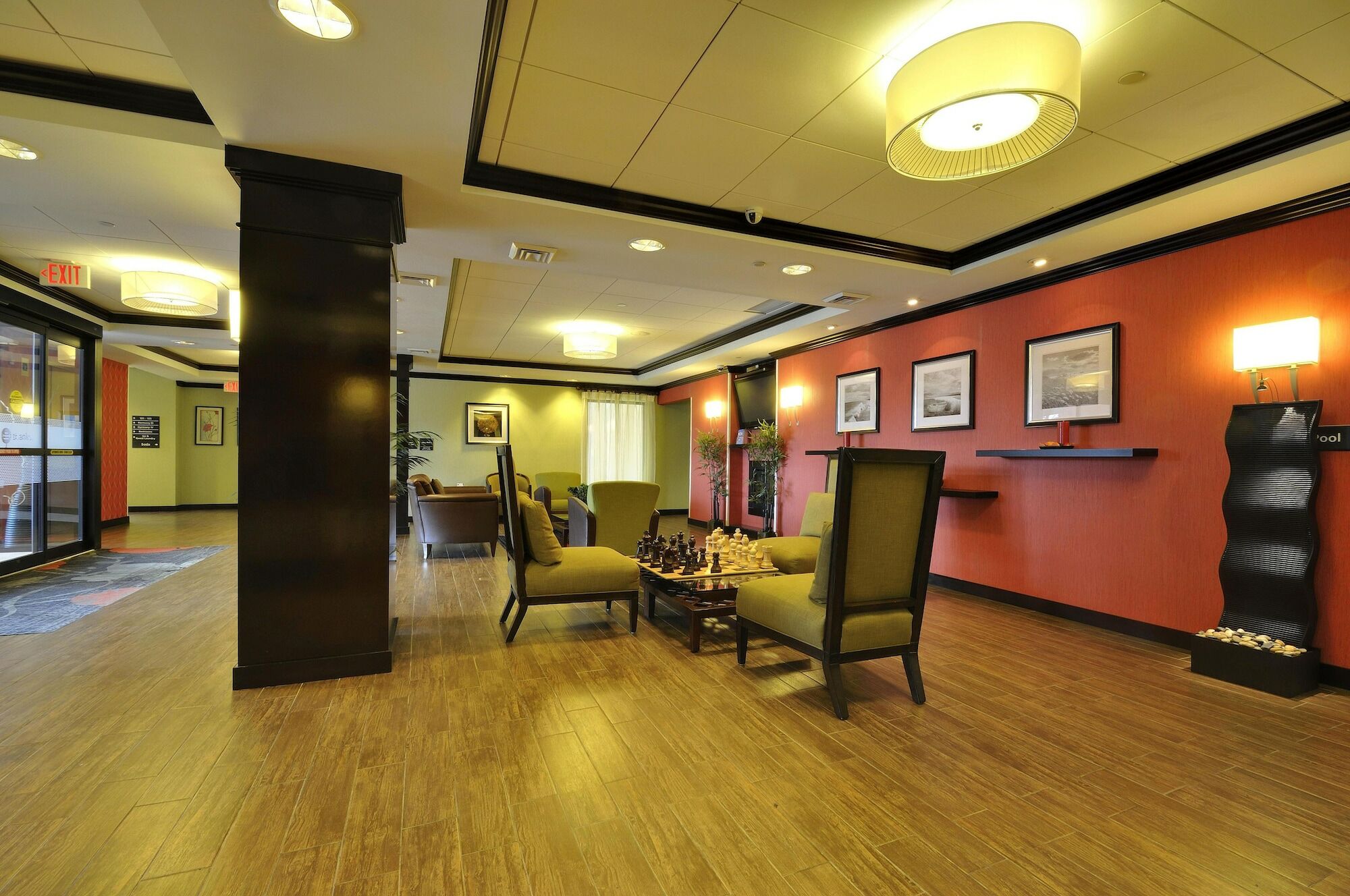 Hampton Inn Jericho - Westbury Exterior photo