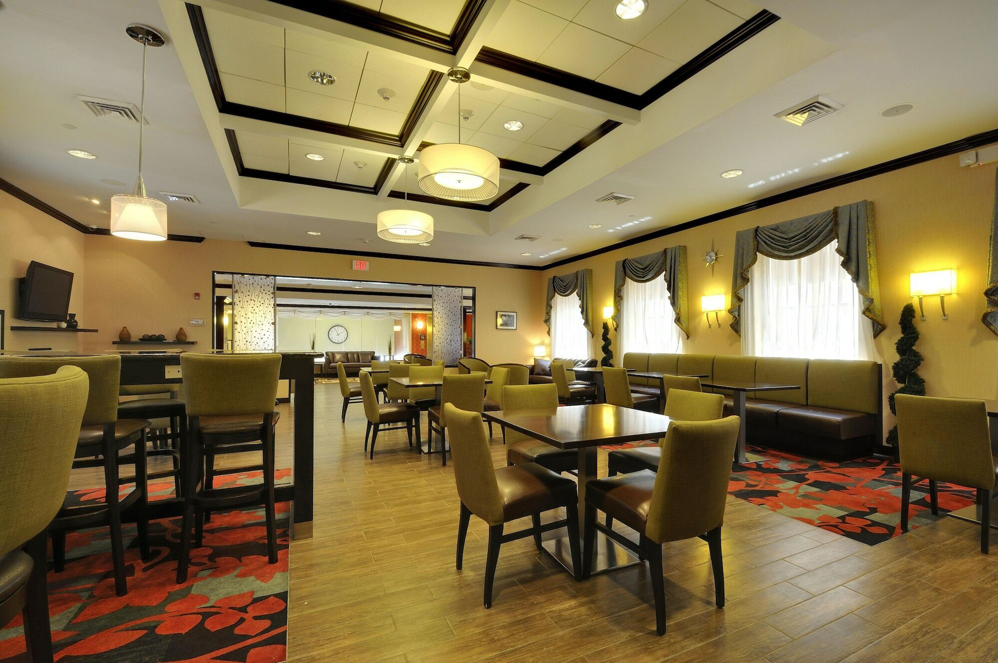 Hampton Inn Jericho - Westbury Exterior photo